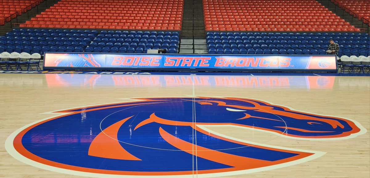 𝐌𝐢𝐤𝐞 𝐏𝐫𝐚𝐭𝐞𝐫 tweet media