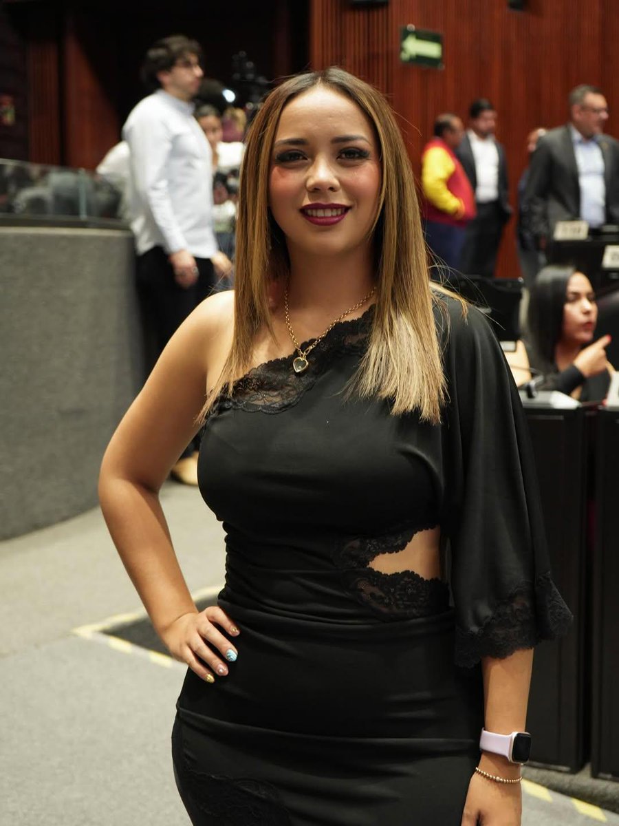 🦋𝐌 𝐝𝐞 𝐁𝐞𝐚𝐮𝐯𝐨𝐢𝐫 🦋 tweet media