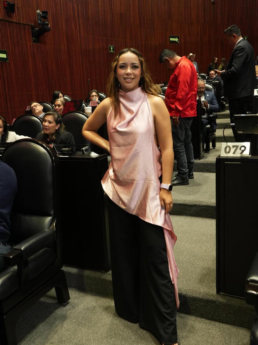 🦋𝐌 𝐝𝐞 𝐁𝐞𝐚𝐮𝐯𝐨𝐢𝐫 🦋 tweet media