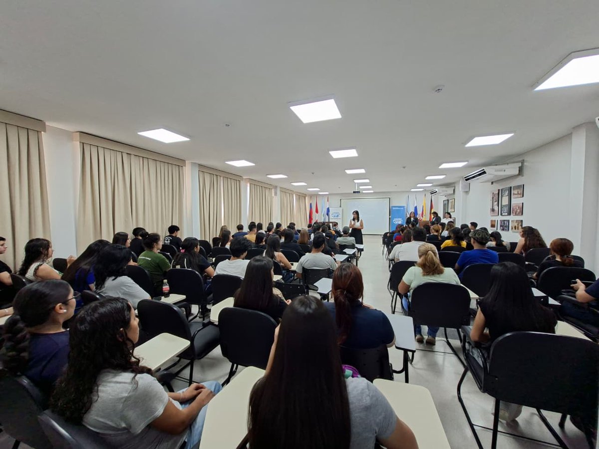 unibepy's tweet image. #UnibePy Todavía sentimos la energía y la emoción del primer día. Ver los pasillos de nuestra Sede Asunción y Filial San Lorenzo llenos de sueños y entusiasmo nos llena de orgullo. Damos oficialmente la bienvenida a los nuevos ingresantes de la UNIBE
¡Bienvenidos !🌟