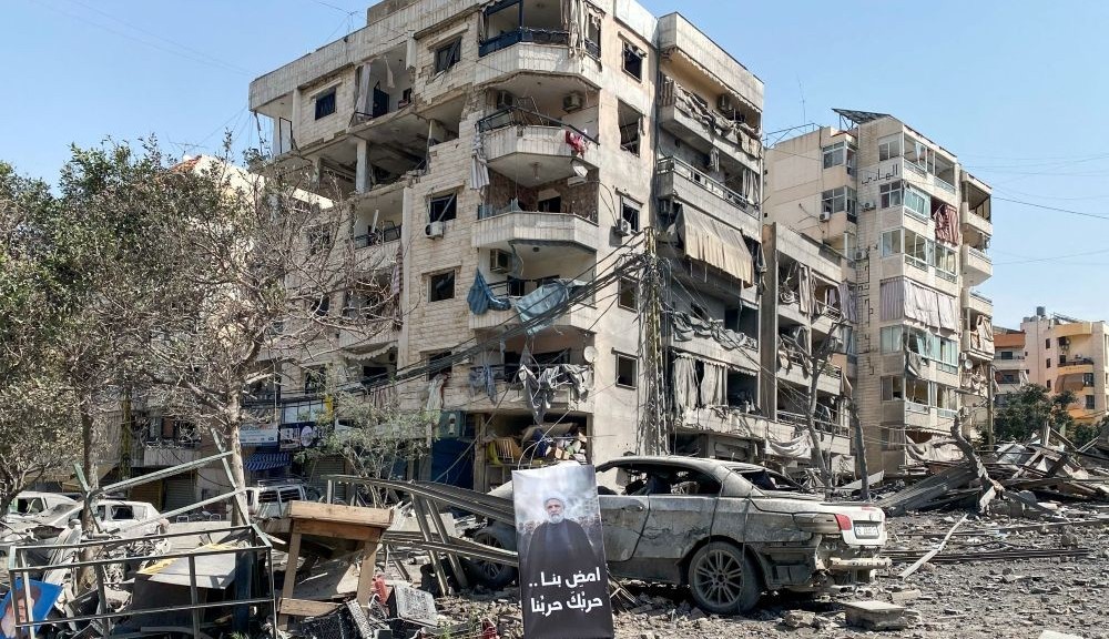 arabnews's tweet image. #MEDIAMATTERS: #Lebanon has begun implementing a Cabinet decision to ban #Hezbollah’s security and military activities by scaling back coverage of the group on official media platforms arab.news/4xzwm