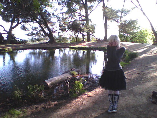 bugb1t3z's tweet image. fucking emo queer outside . #yup #bugworld