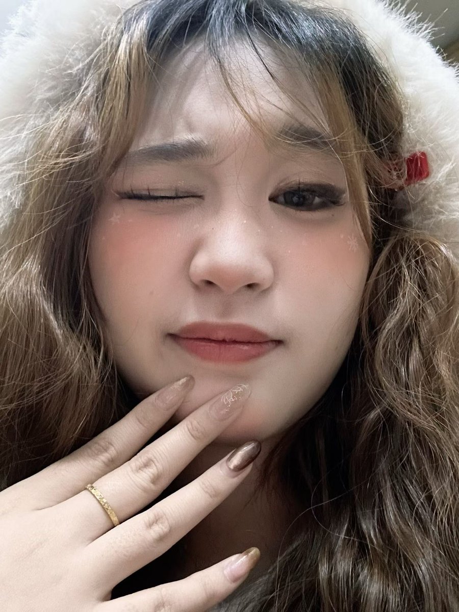 ru486a's tweet photo. 我就这样盯着你，看你给不给我（p图，合照，射屏返图哦） https://t.co/hXJXUaAvhp
