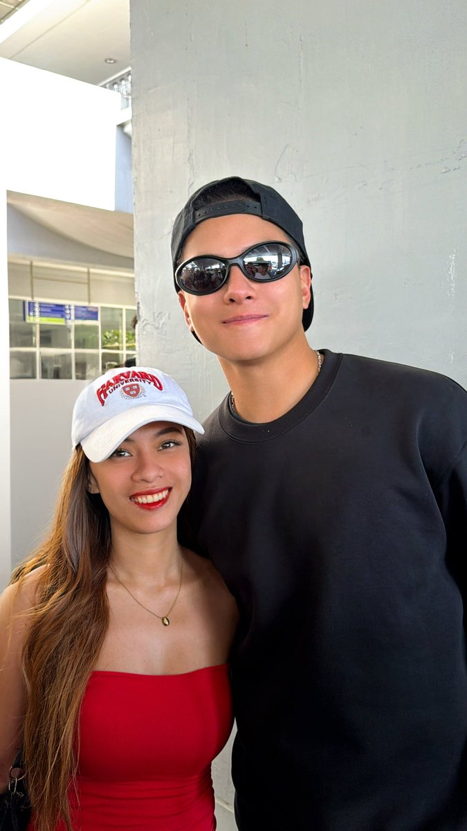 YnahDonado's tweet photo. 🖤 #Daniel #DanielPadilla https://t.co/AF2pOfYkBH