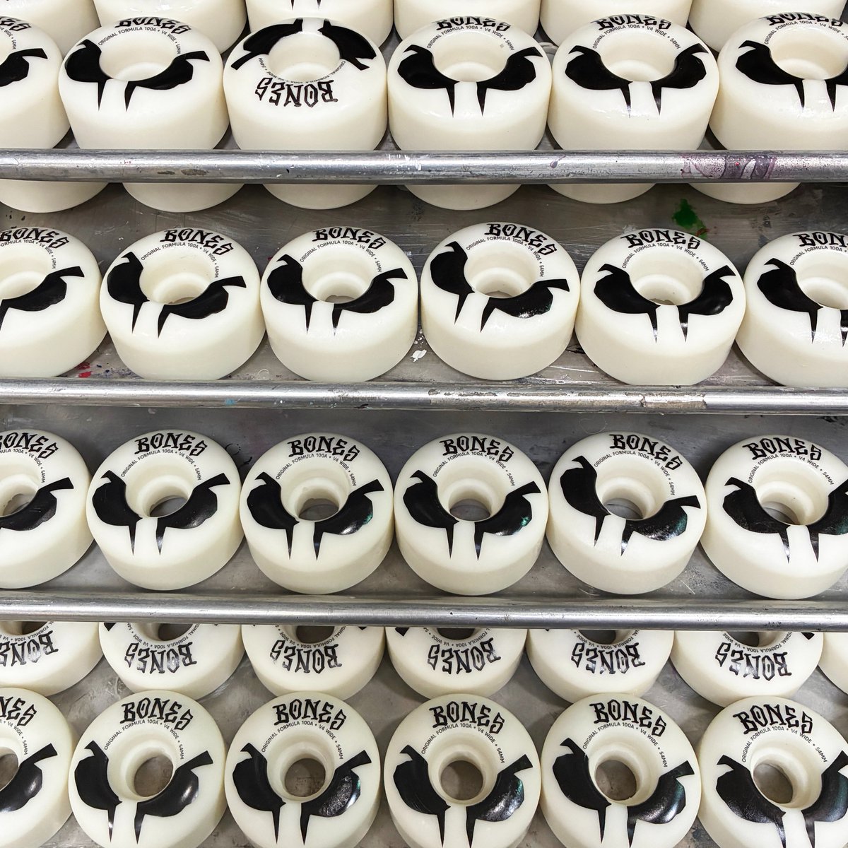 BONES WHEELS tweet media