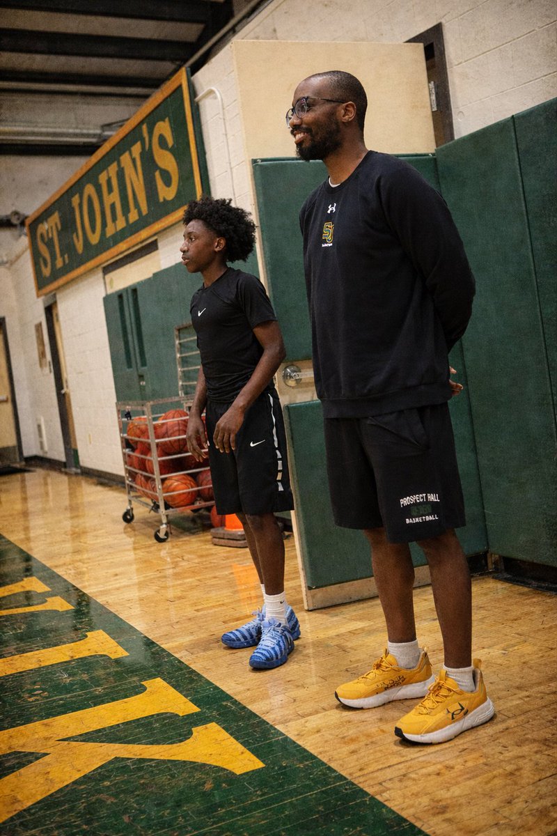 Devin Williams tweet media