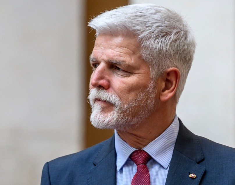 DakdaR22's tweet photo. "Let us not be fooled by those who claim that in the name of appeasing Putin peace should be achieved by offering concessions...
 What they are asking for is for Ukraine to surrender"

- Petr Pavel 
President of the Czech Republic 🇨🇿

I agree with him... https://t.co/K09XXow3QI
