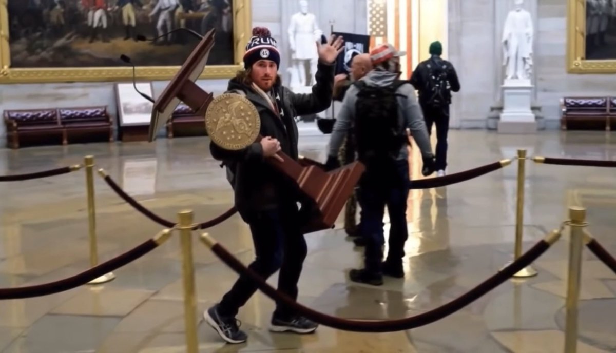 Bam A83bayo tweet media