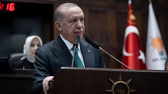 📷 Cumhurbaşkanı Erdoğan, emeklilere yönelik bayram ikramiyelerinin bayram öncesinde hesaplara yatırılacağını, bu ayki maaş ödemelerinin ise öne çekilerek 14 Mart’tan itibaren yapılacağını açıkladı.