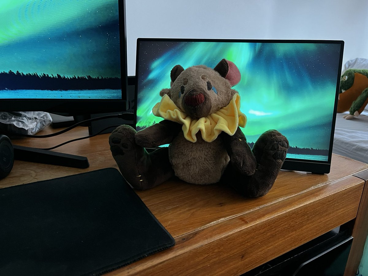 Renn 🍁 tweet media