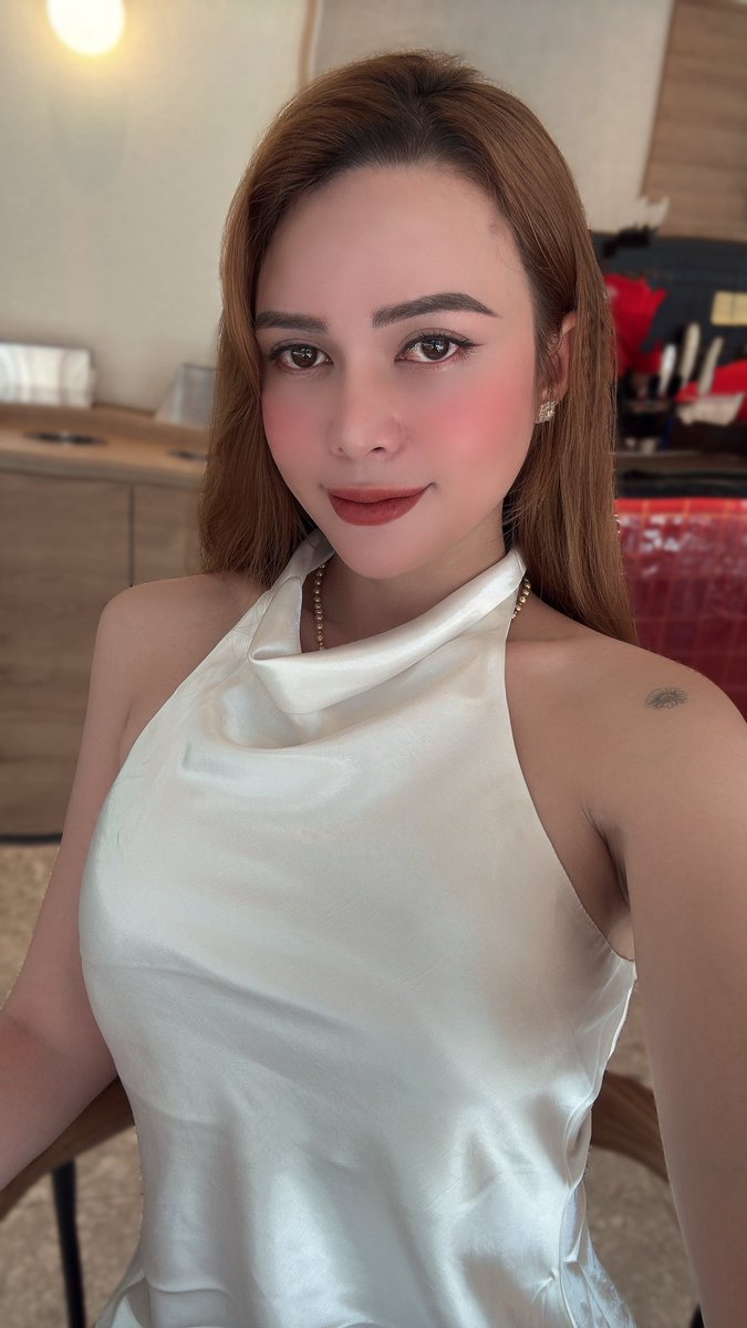 mylinh2k tweet media