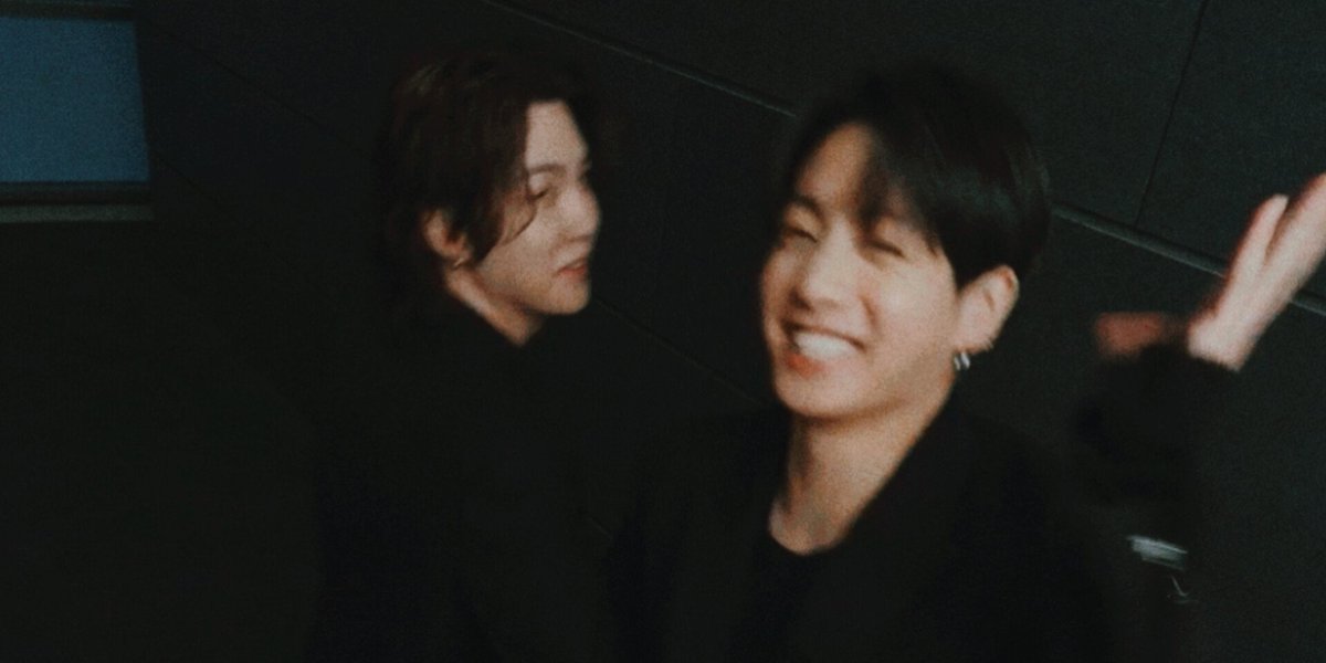 sucreyoongi's tweet photo. oh what a blessing to be a yoonkook girl https://t.co/lXSEQ9JZAI