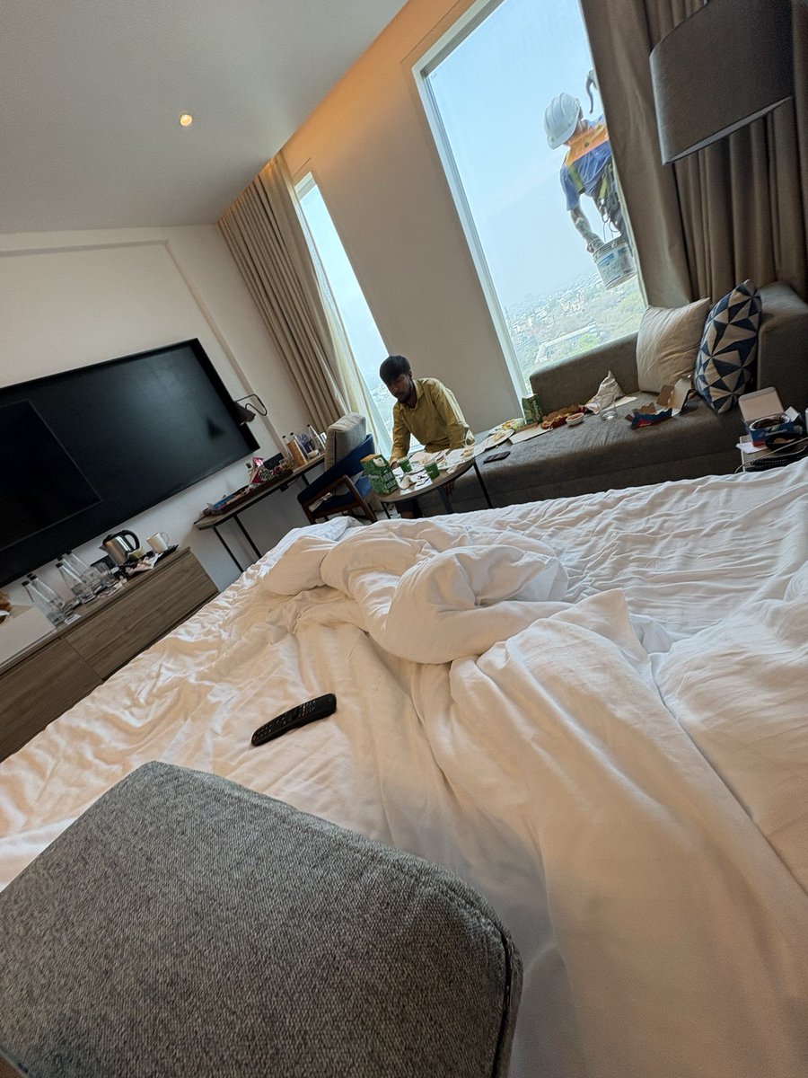 BJPRishabh🗨 tweet media