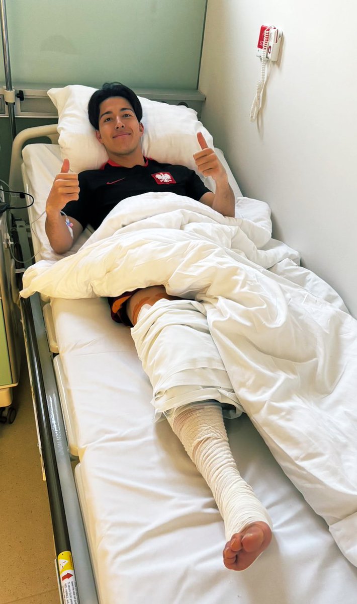 Hide Vitalucci / 手嶋秀 tweet media