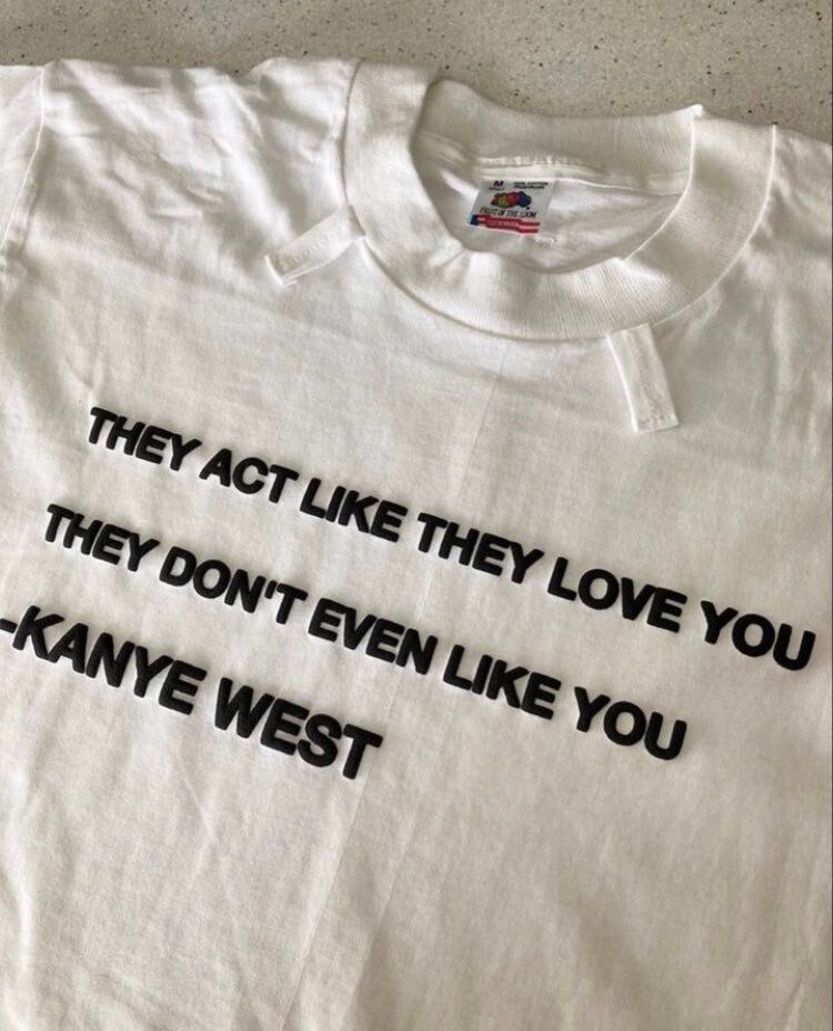 Rogue Fashion tweet media