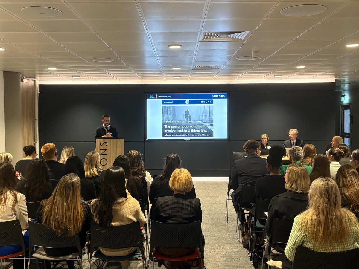 Sintons Family tweet media