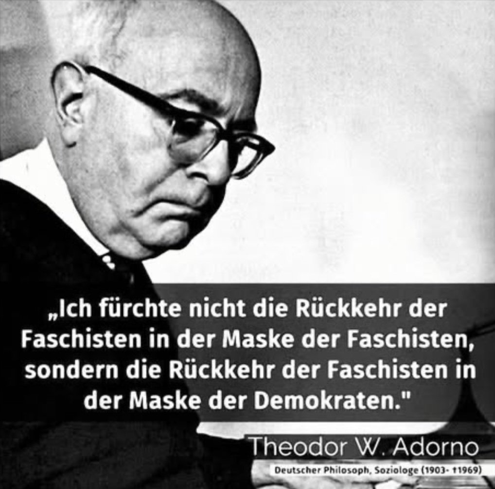 SpaceSpaceman6's tweet image. #DDR 2.0 dieses autoritäre #Altparteien #Regime der #Selbstbereicherung, #Machterhaltung und in IHRER #Unantastbarkeit 🤷🏼‍♂️