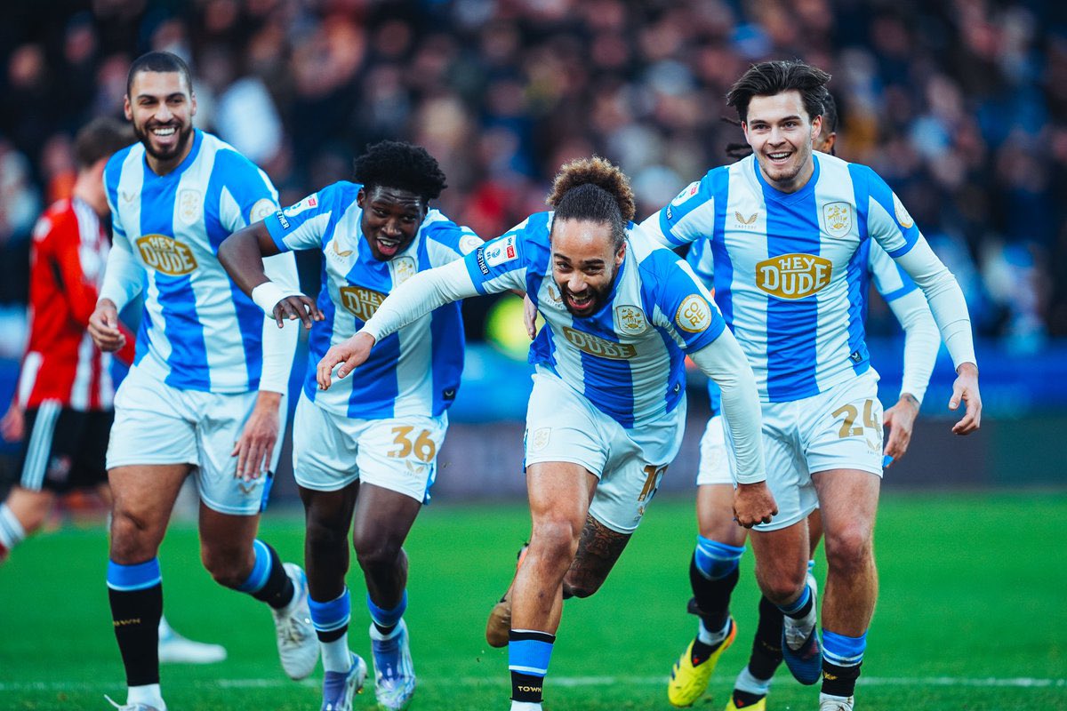 The Lower Tiers tweet media