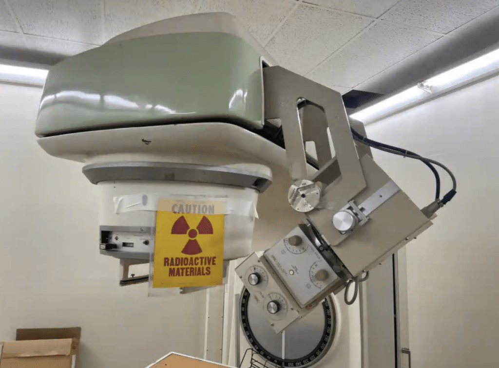 RadOncSystems's tweet photo. Early Innovations That Shaped the Modern Linac — Before onboard imaging, cone-beam CT, and modern IGRT, a generation of inventive add-on technologies helped define the future of radiation therapy.

https://t.co/MKRIJF24QF https://t.co/TSjF1aOpT1