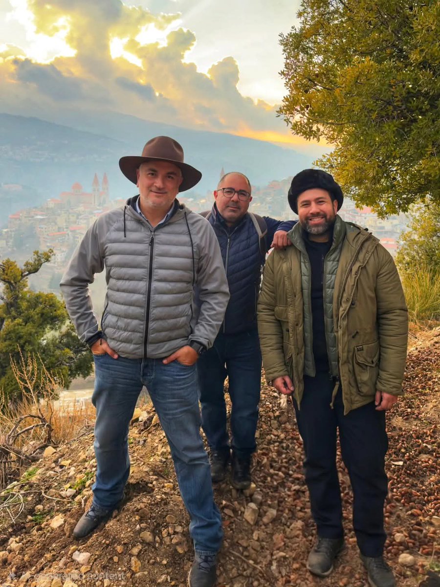 miriam h tweet media