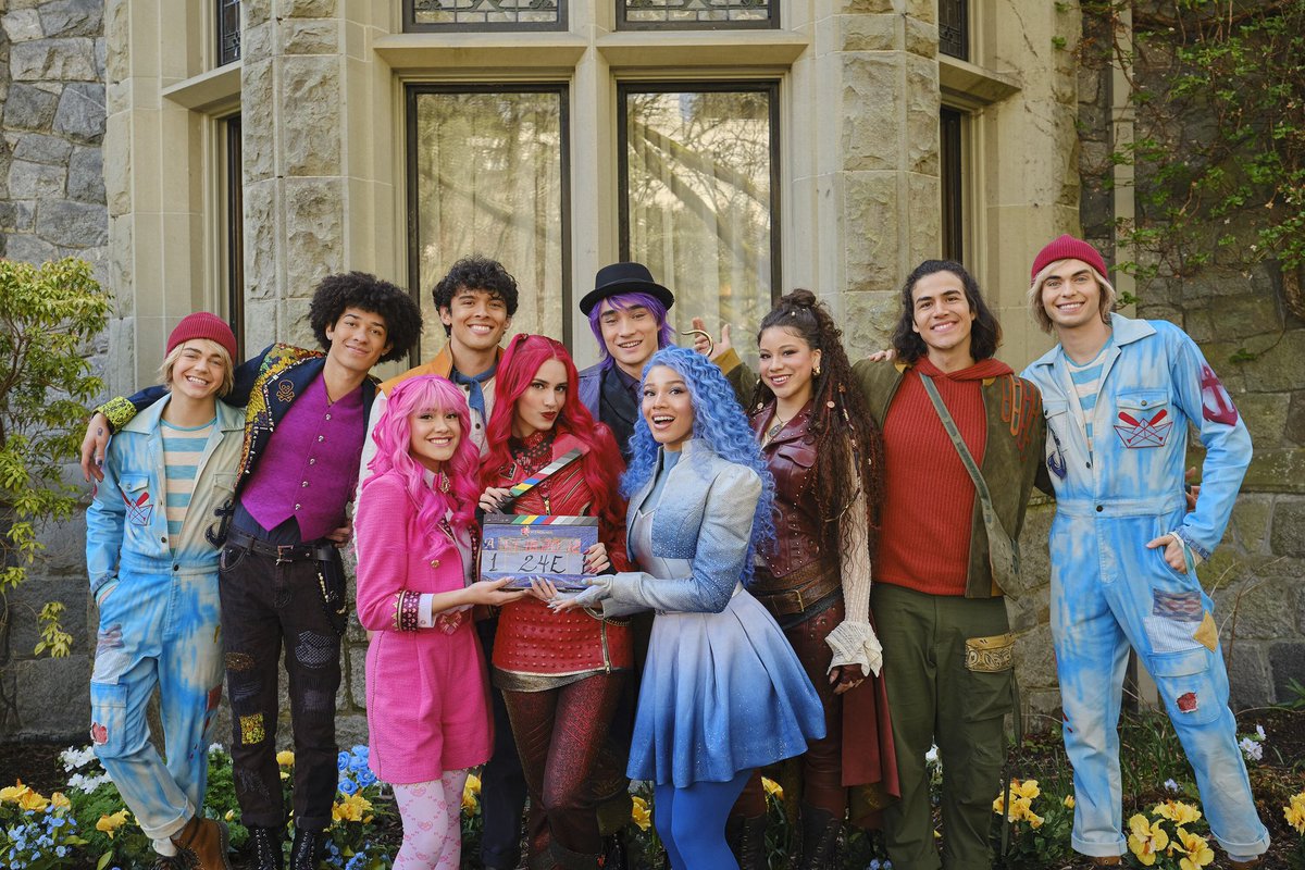 Descendants 5 Wicked Wonderland Updates tweet media