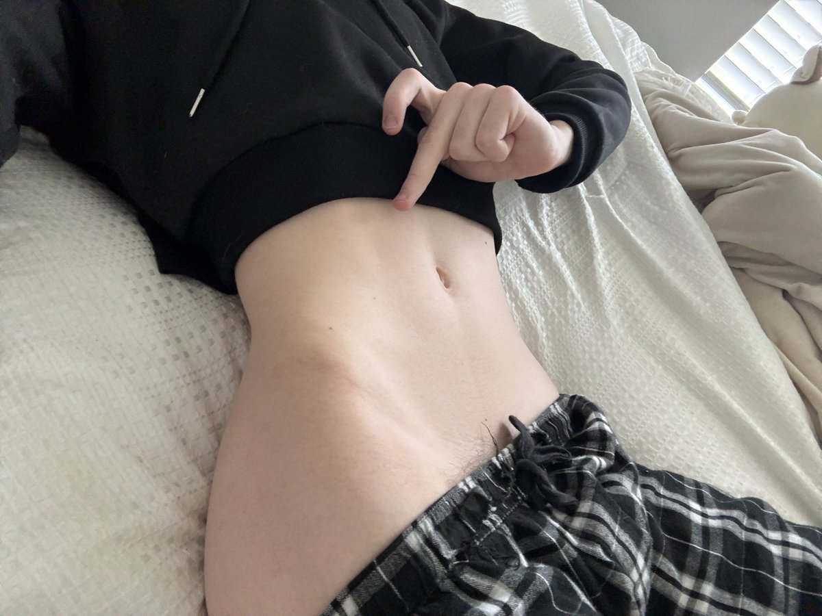 bird 🔞 tweet media