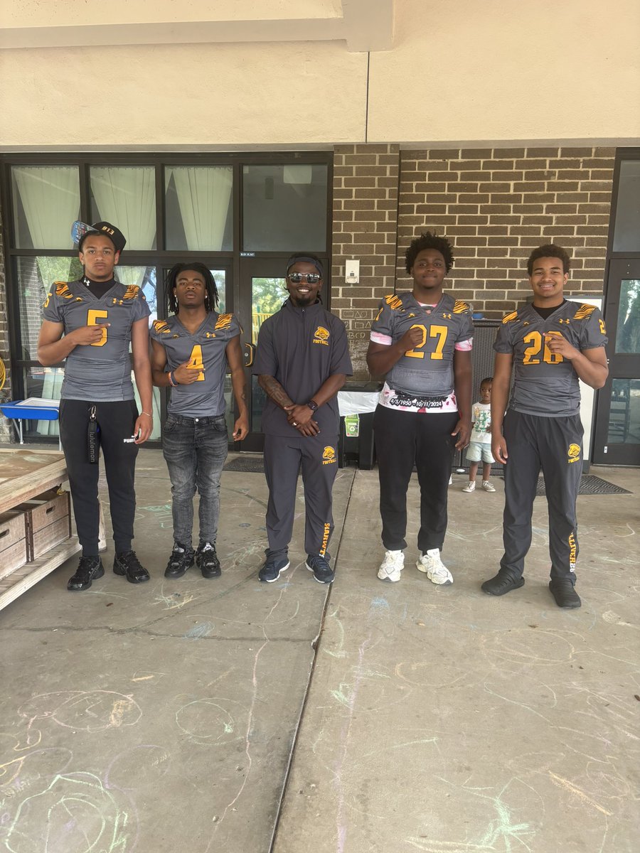 Kelvin Smarwt Sr tweet media