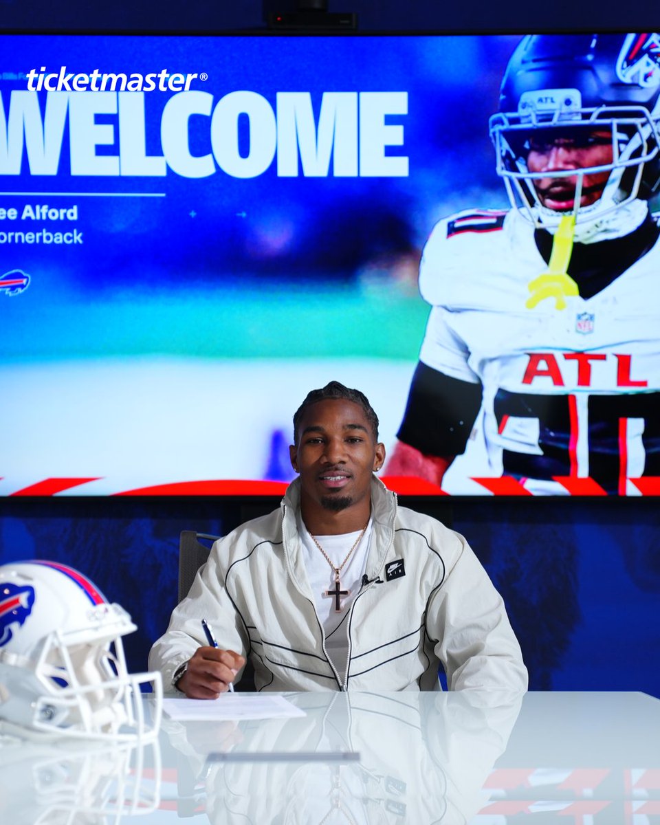 BuffaloBills's tweet photo. Pen to paper ‼️

We have signed CB Dee Alford to a 3-year deal.

@AlfordGlo4 | https://t.co/ub8hr7fcpA https://t.co/7nWaZIBPhg
