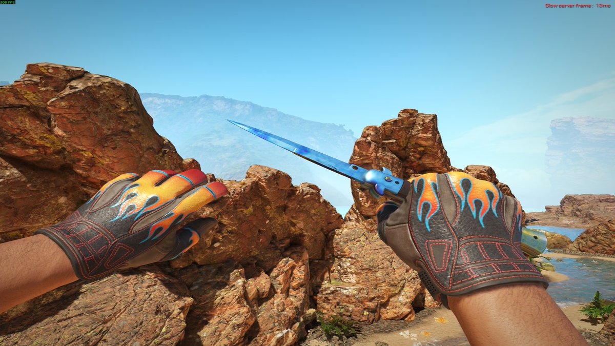 Seitex_'s tweet photo. I really fw the new Hot Wheels gloves. https://t.co/wvgbslOFEv