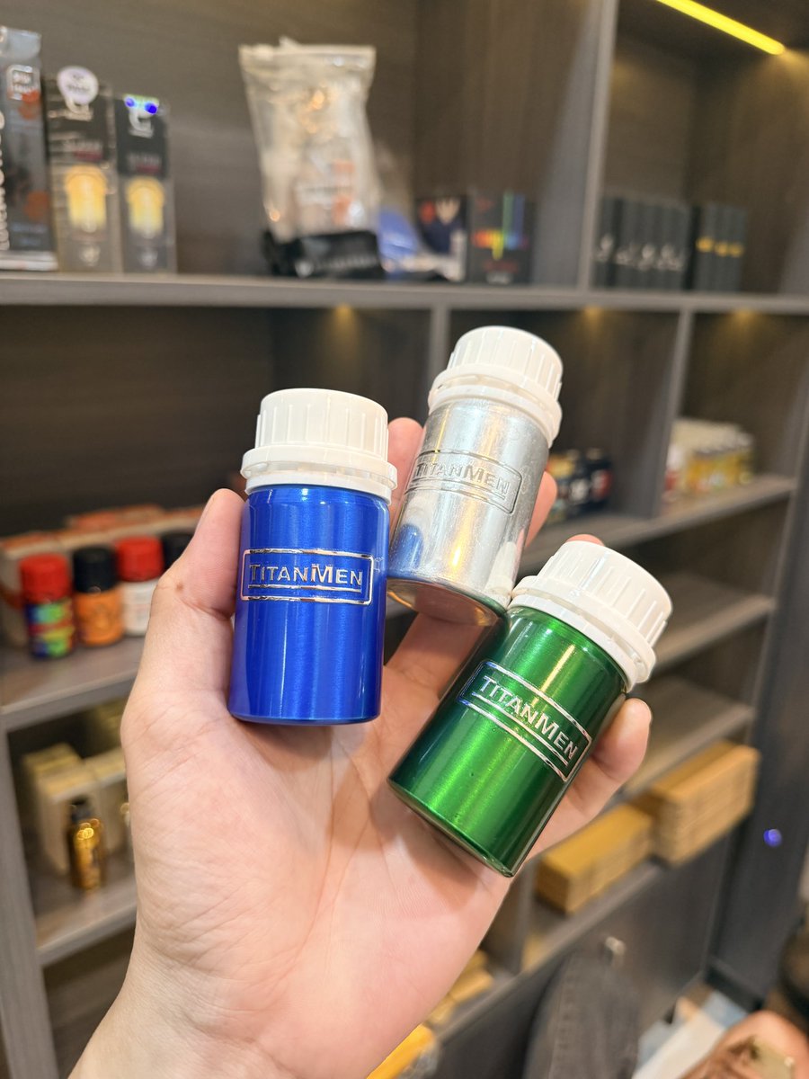 popperq10's tweet photo. Popper Titanmen 50ml đã sẵn hàng tại shop rồi nha AE
Chai này mà k pheeee thì còn chai nào nữa
Ib shop ạ
Shop ở địa chỉ: 498/12 Lê Hồng Phong, Phường Vườn Lài TPHCM (Phường 1 Quận 10 Củ) 0966006670 - 0329058822 - 0962600318 - 0707993669 
#popper #poppertphcm https://t.co/eL2NDAUDDF