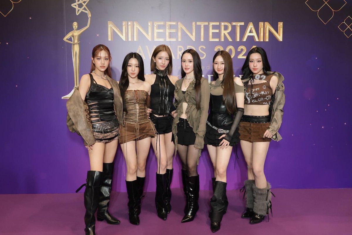 ภาพ “เฟิร์ส, ข้าวตัง, เลิฟ, คิน” และ “วง FELIZZ” เข้าร่วมงานประกาศผลรางวัล “ไนน์เอ็นเตอร์เทน อวอร์ด 2026” ณ Nex Hall ชั้น 5 Siam Paragon 

#NineEntAwards2026
#GMMTV 
<a href="/Firstkpp/">First.kp</a> <a href="/myktnw/">KHAOTUNG</a> <a href="/loverrukk/">เลิฟรัก</a> <a href="/Kinn_ts/">Kin Thanachai</a> <a href="/FELIZZOfficial_/">FELIZZ</a> <a href="/ciinthesea/">หอยทะเล</a> <a href="/Sangtsangt/">sangt.q</a> <a href="/ppreamnicha/">nongpream ^. .^</a> <a href="/jaoyngs/">จญ 🦌࿐</a> <a href="/Acare_ct/">Acare_ct</a>