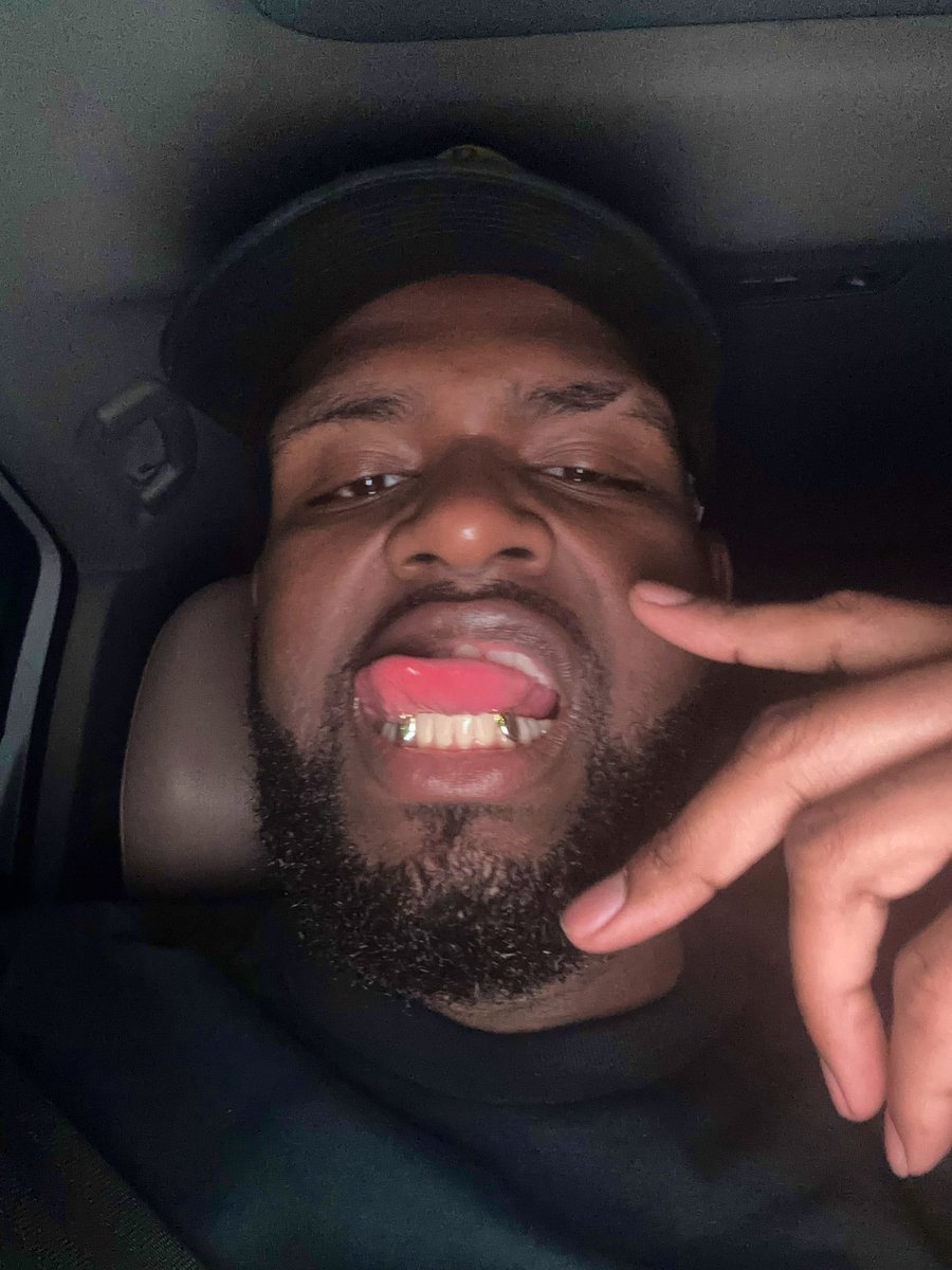 TheRealDJVirgoB's tweet image. Careful… this tongue comes with bad intentions… #6Foot3 #Boston #30Plus #GrownMan