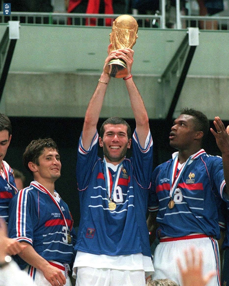 Footballogue tweet media