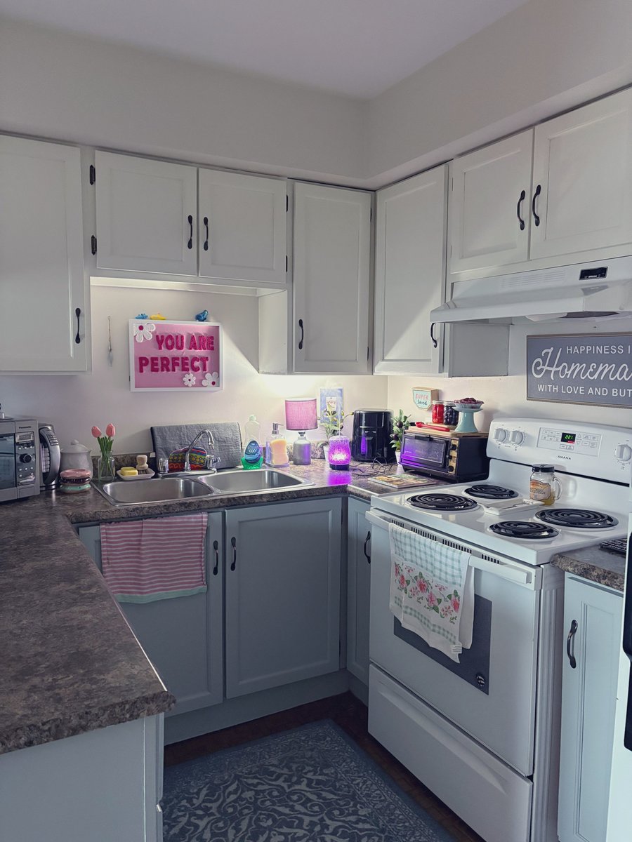 kimmy 🍁🇨🇦 tweet media