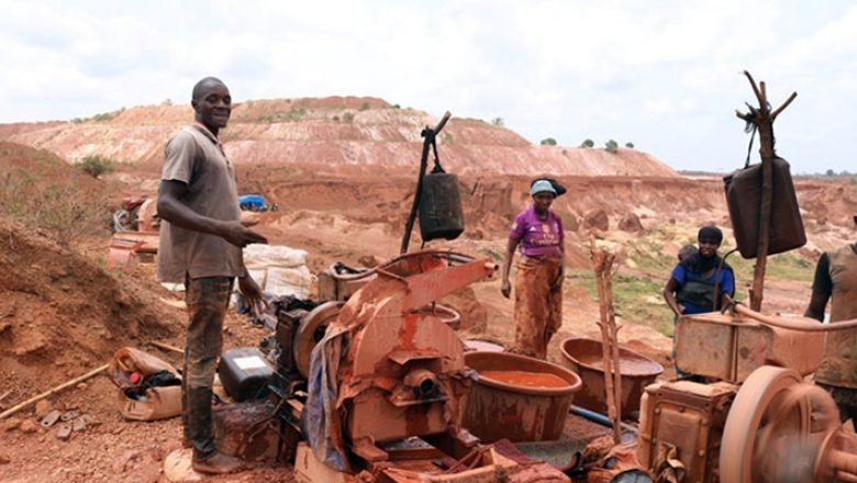 JourDuMali's tweet image. #Mines : l’état renforce la lutte contre l’exploitation illégale
journaldumali.com/mines-letat-re…