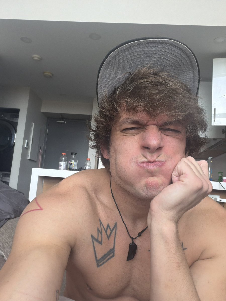 AbsolutelyBlake tweet media