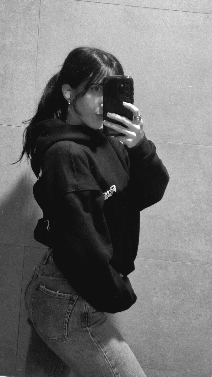 Silen 🎀 tweet media