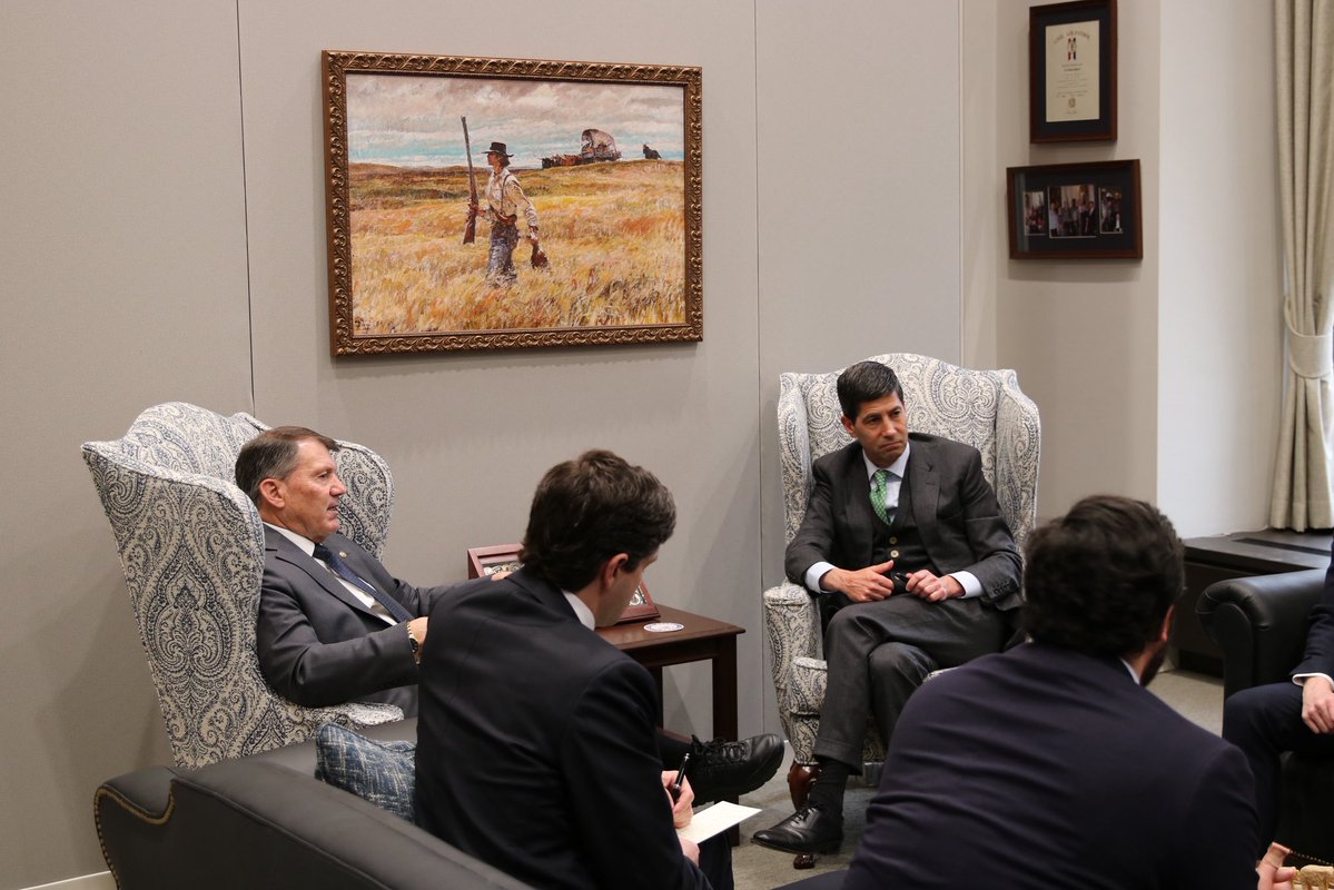 Senator Mike Rounds tweet media