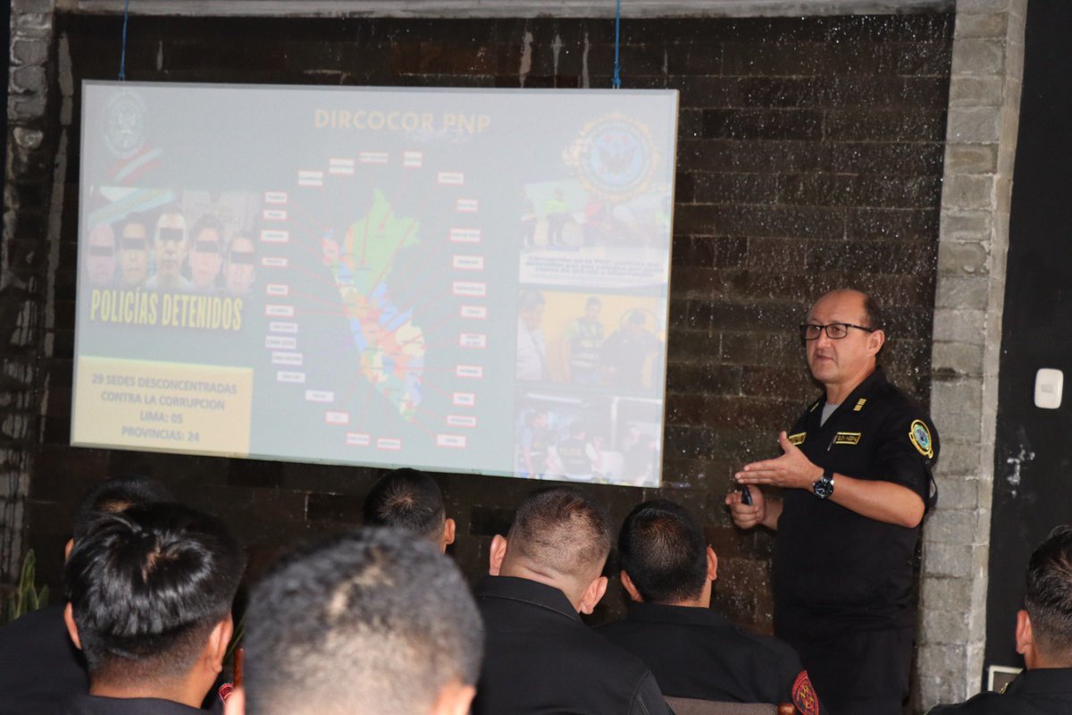 DircocorPNP tweet media