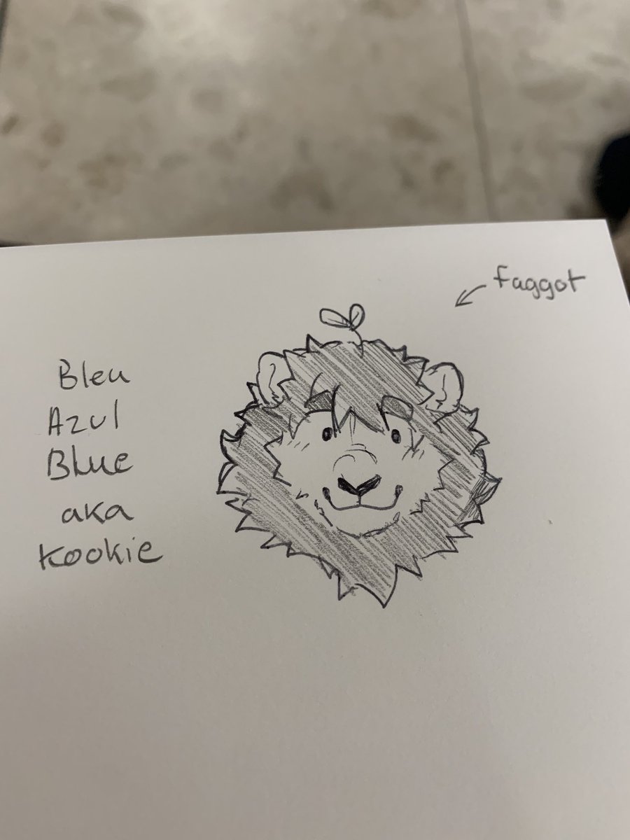 Kolliewoof's tweet photo. At the airport https://t.co/4SShUmKwi0