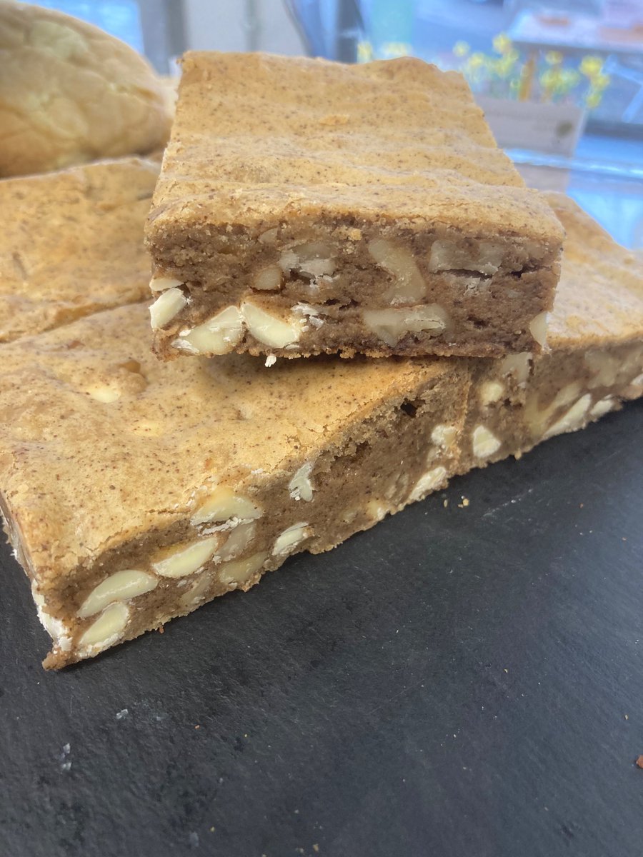 #nom Coffee Shop & Bakery 🏴󠁧󠁢󠁥󠁮󠁧󠁿 🇬🇧 tweet media