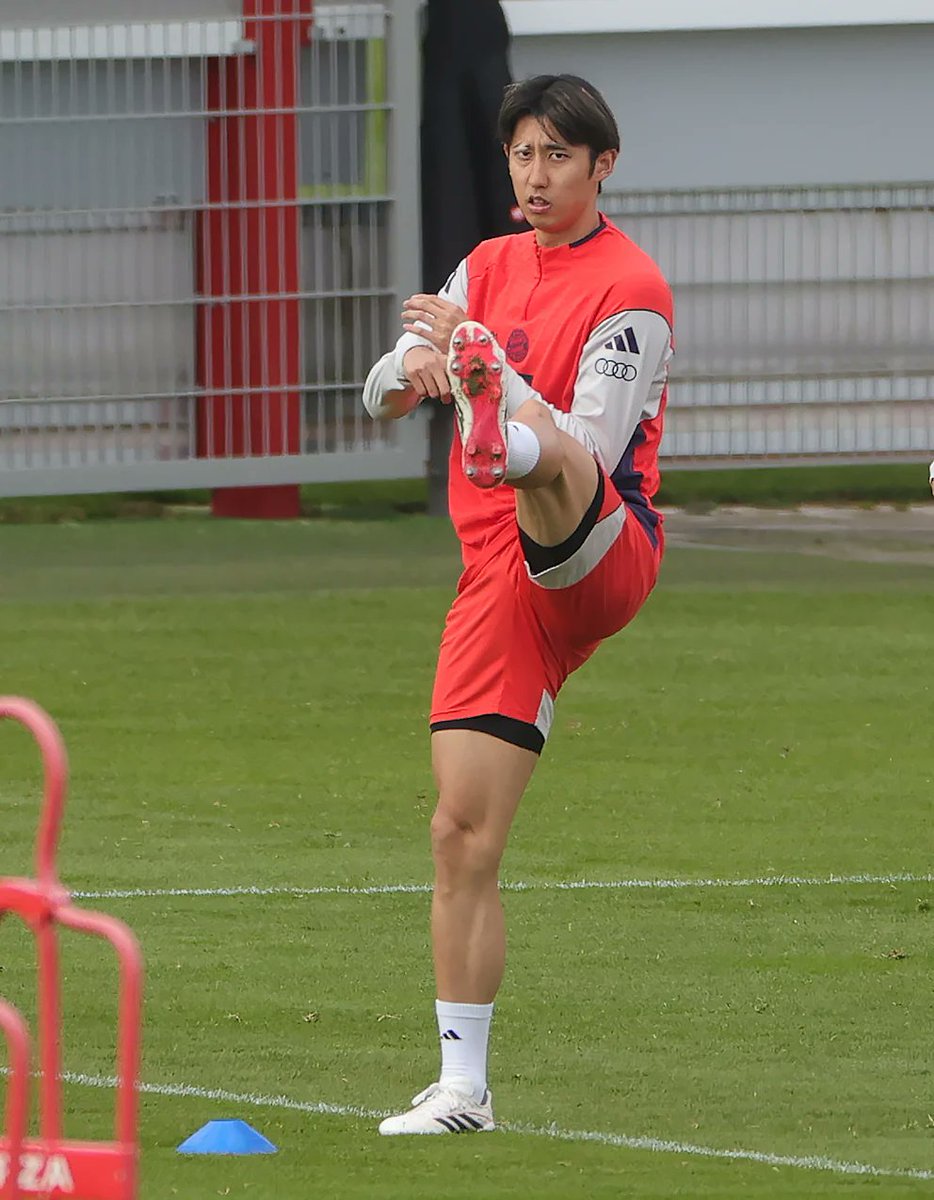 FC Bayern News tweet media