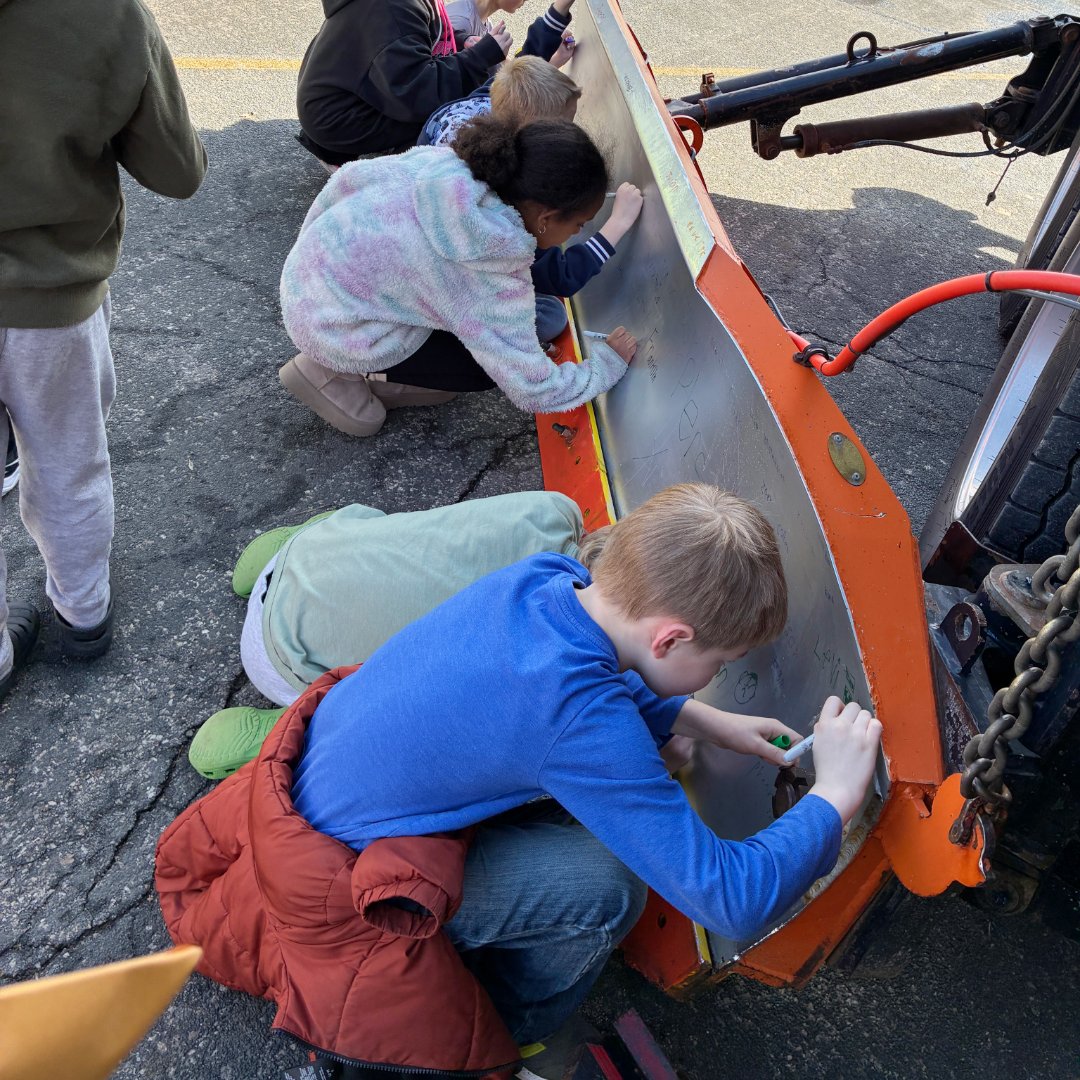 MnDOT District 6 tweet media