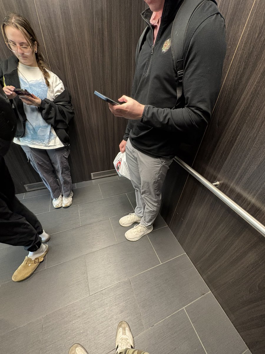 Pike quarter zip with the Millar underneath yeah okay get ready to learn burnerverse buddy #shrink