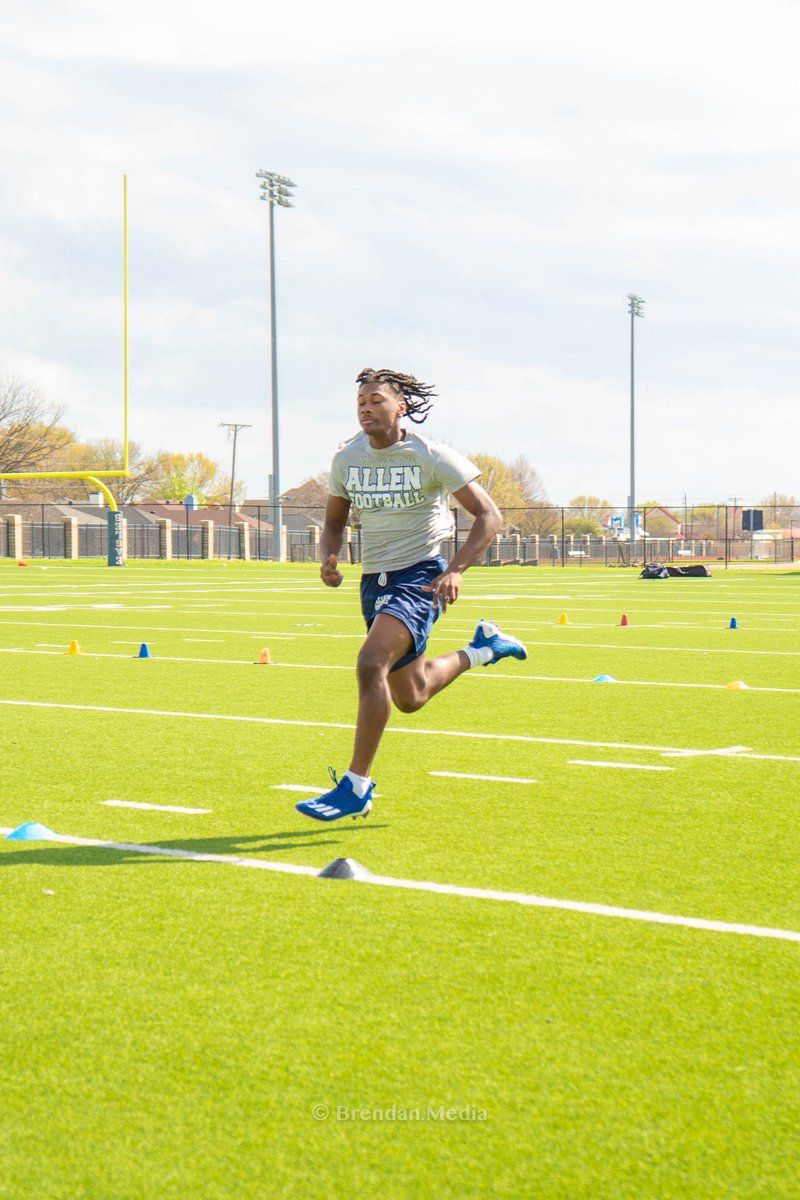 Allen Eagles Football ⭐️⭐️⭐️⭐️⭐️ tweet media