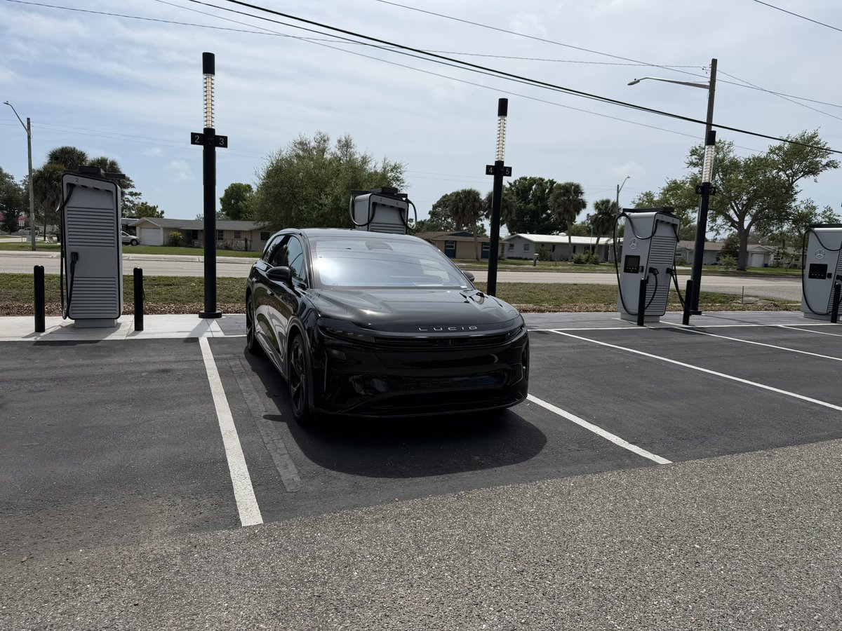 Brian Stone tweet media