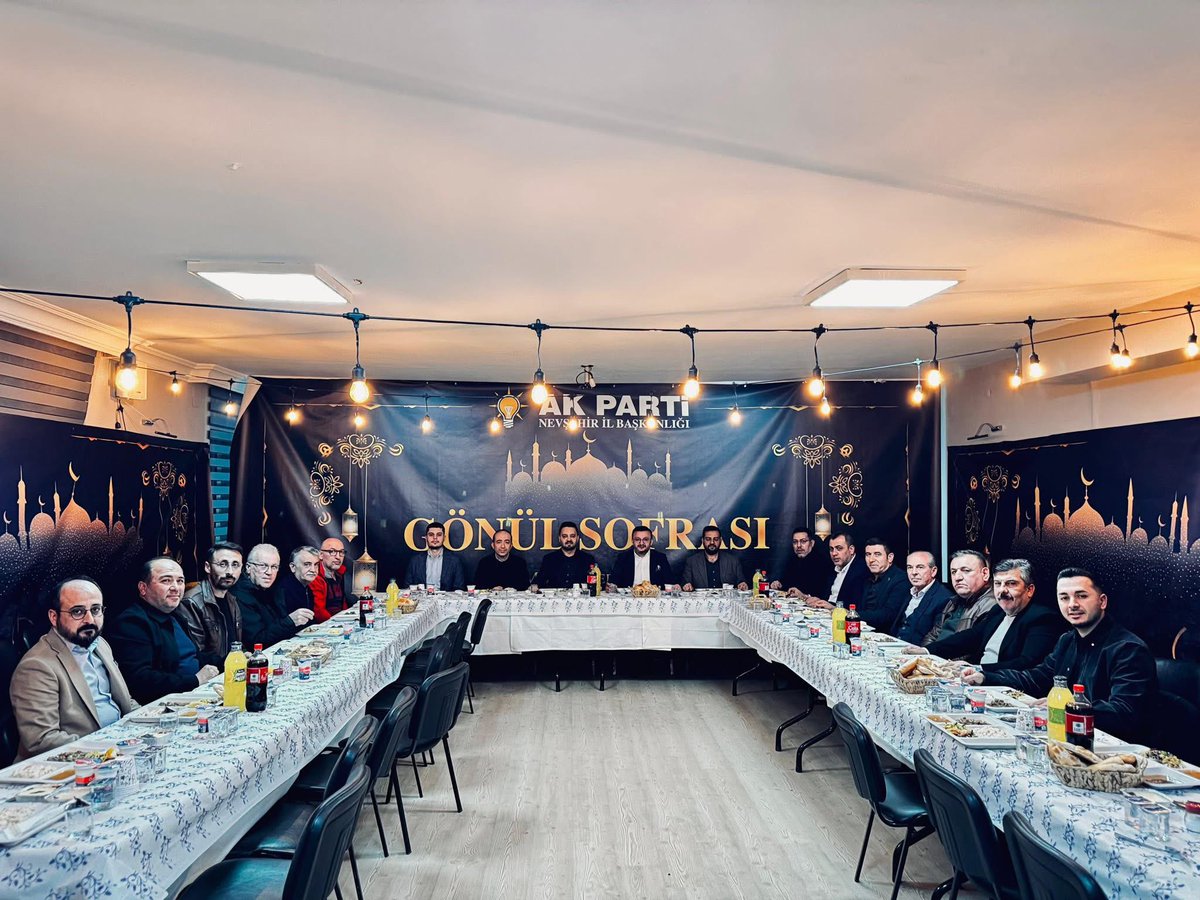 avyanar's tweet photo. 📍@akpartinevsehir 

İl Başkanımız @av_mfa ün daveti ile İl başkanı olduğum 7. dönem il yönetim kurulu üyelerimizle partimizde hazırlanan gönül soframızda buluşup hasret giderdik, muhabbet tazeledik..

Bu vesile ile tüm kademe teşkilatlatlarımıza, başta il başkanımız olmak üzere teşekkürlerimi sunuyorum..Rabbim birliğimizi beraberliğimizi daim eylesin.