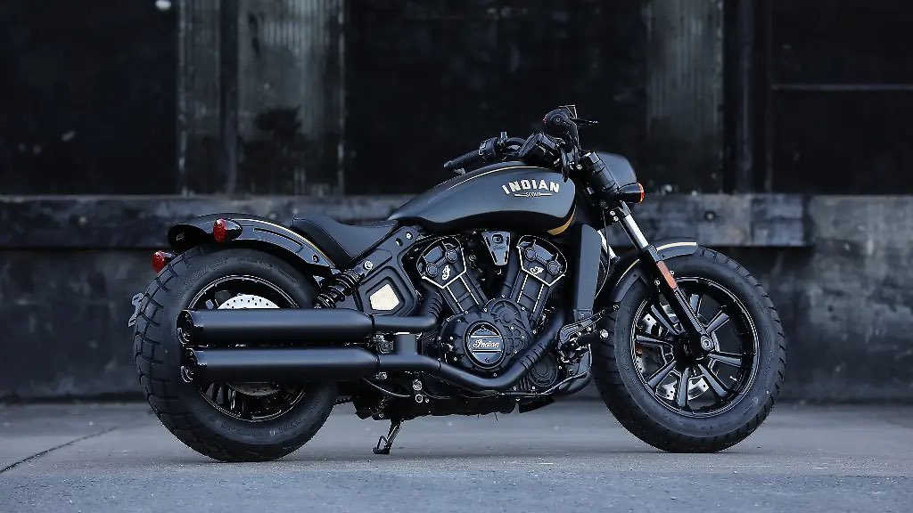 BurgerPari's tweet photo. @shotbydani Indian Scout Bobber dani https://t.co/luTIlmKfS6