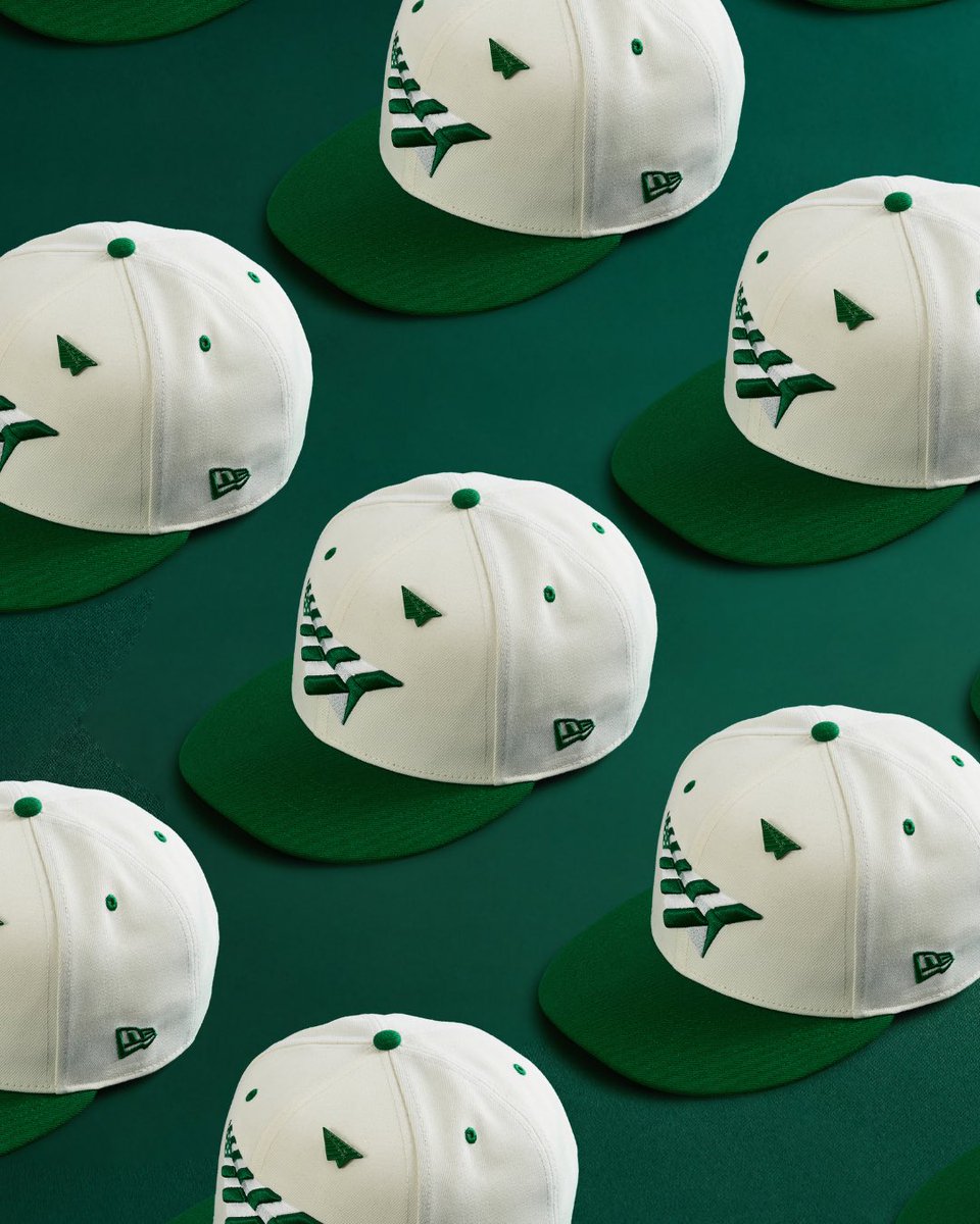 Paper Planes tweet media