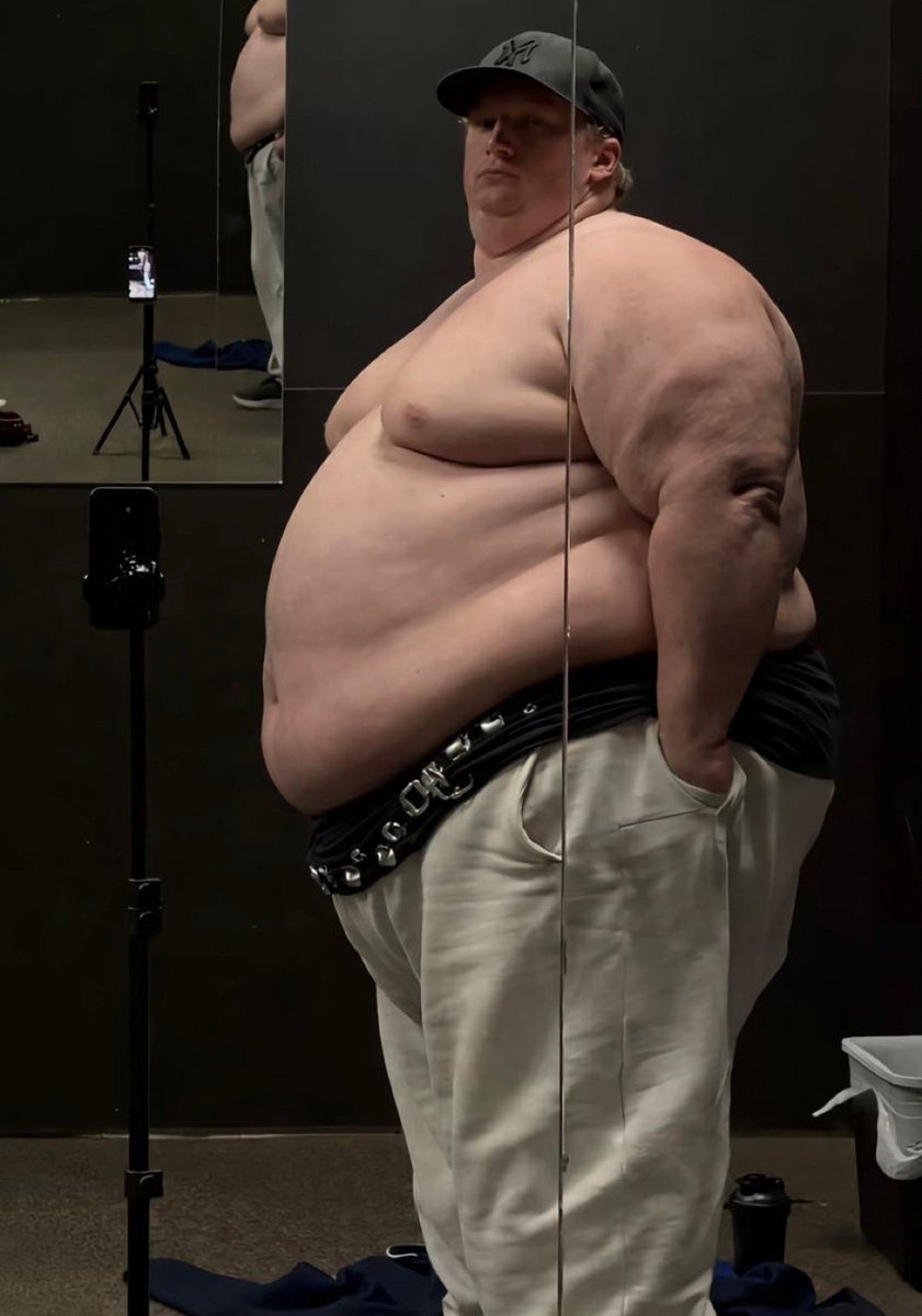 SALESGUY 🧝 tweet media